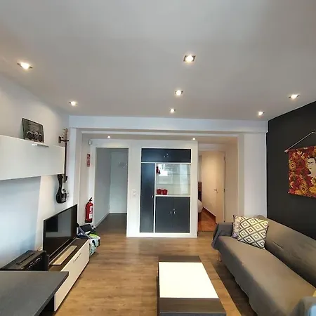 Appartement Amara Amonaren Etxea Free Wifi, Rooms, Rent Parking